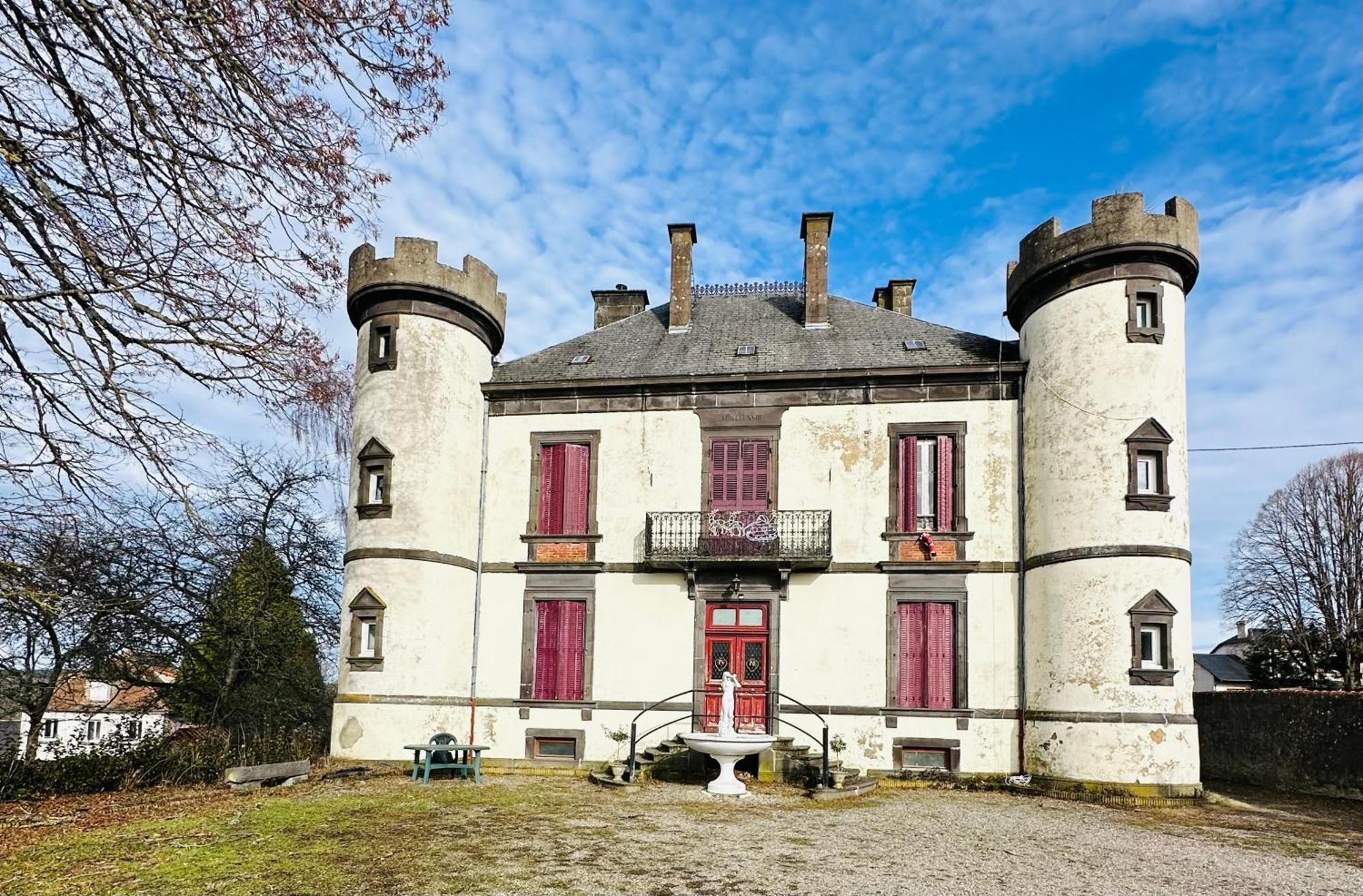 Le Chateau Giat Екстер'єр фото