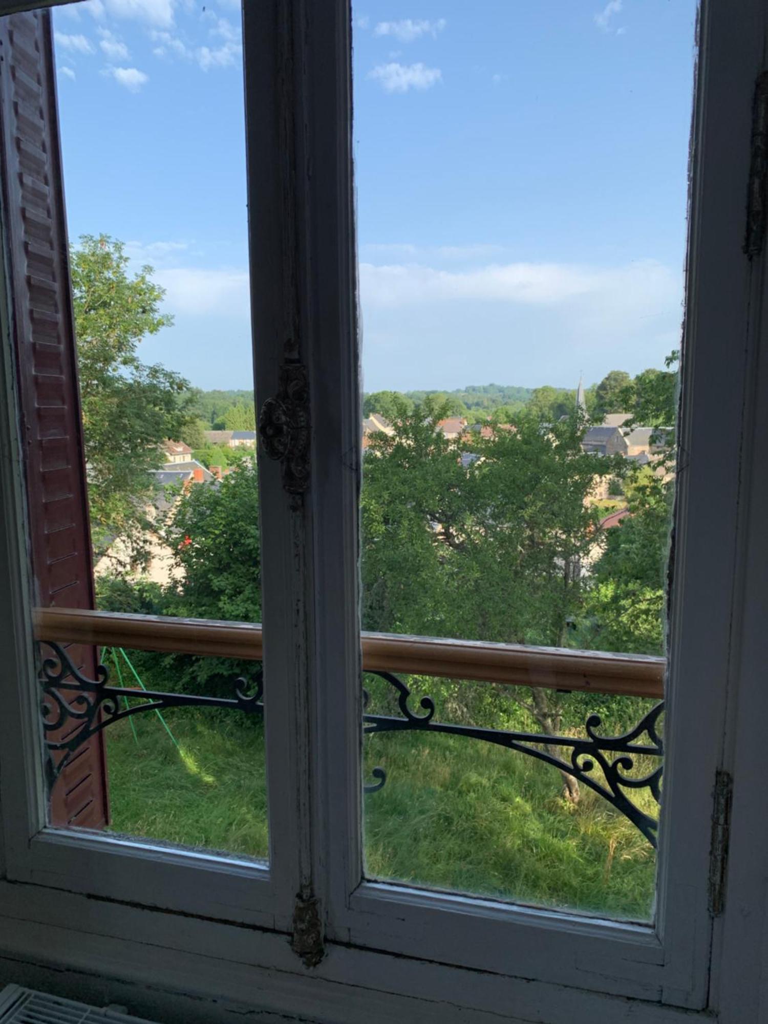 Le Chateau Giat Екстер'єр фото
